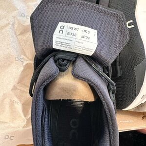 On cloud (cloudnova) size 7